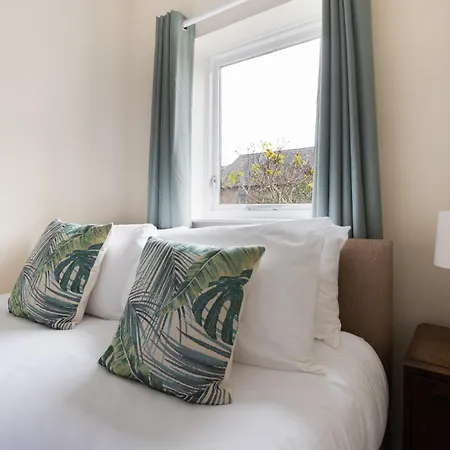 Ebor House Cosy 3-bed House With Parking Prázdninový dům *